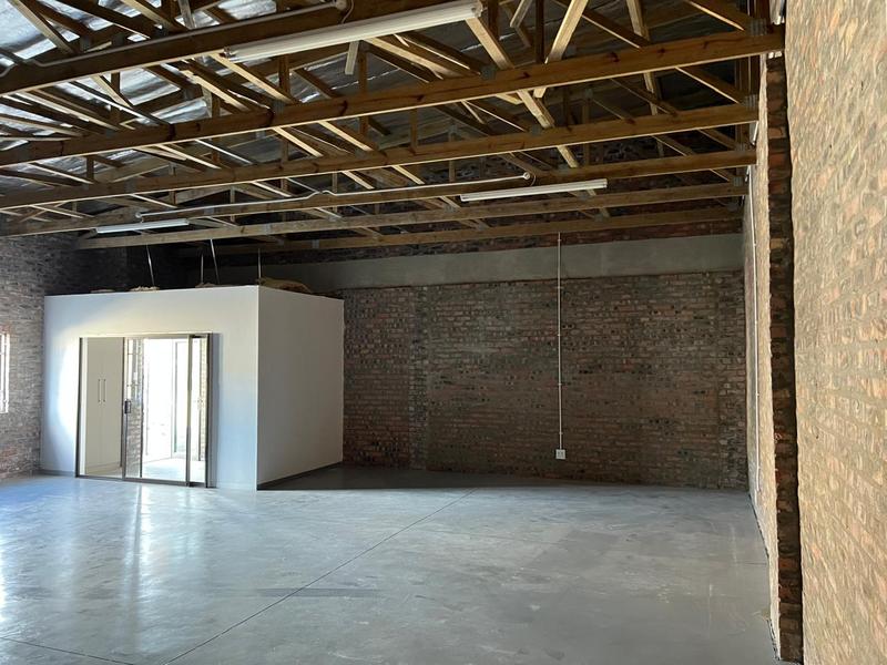 Commercial Property for Sale in Fairview Eastern Cape
